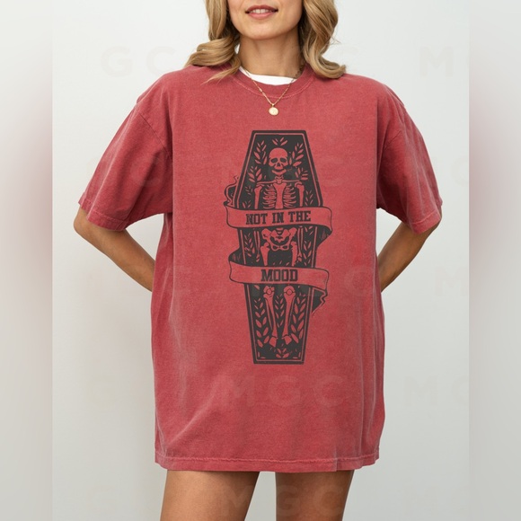 Comfort Colors Not In The Mood Skeleton Coffin Graphic Tee - Picture 4 of 9